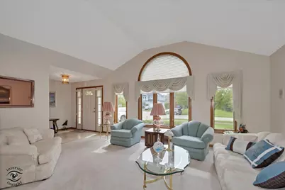 233 Goldenwood Court, Aurora, IL 60502 - Photo 6