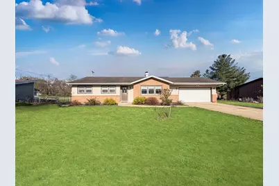 527 Timber Hills Drive, Freeport, IL 61032 - Photo 1