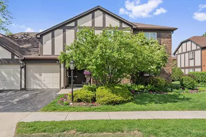 228 Brookside Lane #B, Willowbrook, IL 60527 - Photo 1