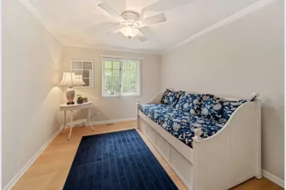 228 Brookside Lane #B, Willowbrook, IL 60527 - Photo 12