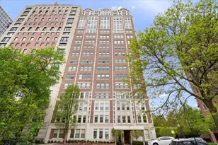 2440 N Lakeview Ave, Chicago, IL 60614 - Photo 1