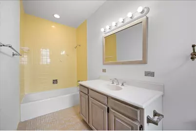 2440 N Lakeview Avenue #6C, Chicago, IL 60614 - Photo 16