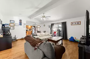 3114 Valerie Dr, Champaign, IL 61822 - Photo 8