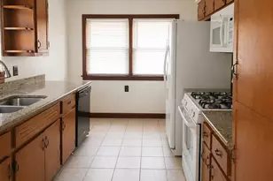 1407 Gorham Pl, Rockford, IL 61107 - Photo 2