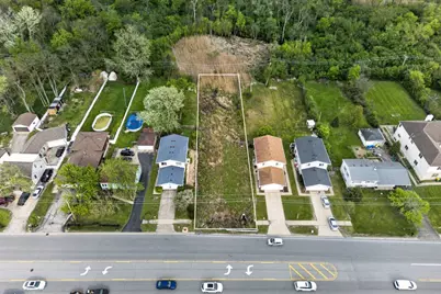 635 N Columbine Avenue, Lombard, IL 60148 - Photo 1