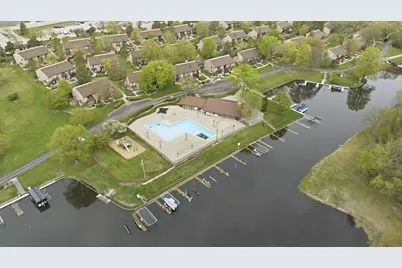 11 Saint Thomas Colony #1, Fox Lake, IL 60020 - Photo 4