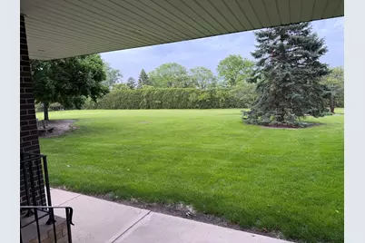 5400 Walnut Avenue #803, Downers Grove, IL 60515 - Photo 32