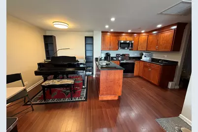 5400 Walnut Avenue #803, Downers Grove, IL 60515 - Photo 4