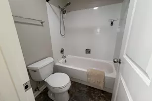 5400 Walnut Ave, Downers Grove, IL 60515 - Photo 10