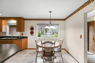 4269 Harper Ave, Gurnee, IL 60031 - Photo 12