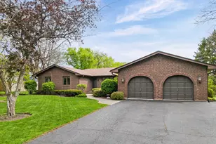 4269 Harper Ave, Gurnee, IL 60031 - Photo 2