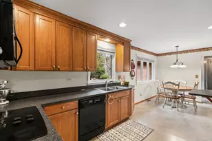 4269 Harper Ave, Gurnee, IL 60031 - Photo 10