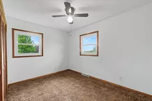 104 Choctaw Trail, Loda, IL 60948 - Photo 18