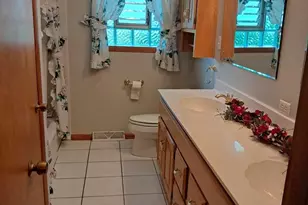 5517 W 83rd Pl W, Burbank, IL 60459 - Photo 18