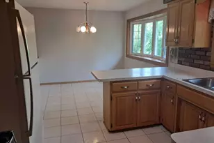 5517 W 83rd Pl W, Burbank, IL 60459 - Photo 10