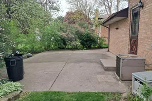 5517 W 83rd Pl W, Burbank, IL 60459 - Photo 34