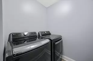 24 Rose St, Aurora, IL 60505 - Photo 20