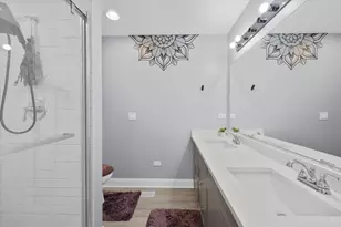 24 Rose St, Aurora, IL 60505 - Photo 16