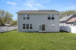 24 Rose St, Aurora, IL 60505 - Photo 24