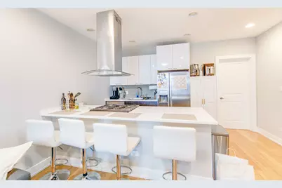 1337 W Walton Street, Chicago, IL 60642 - Photo 4