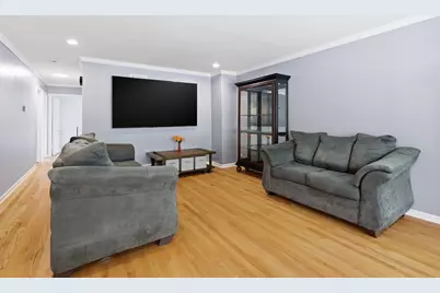 639 N Kaspar Avenue, Arlington Heights, IL 60004 - Photo 6
