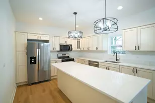 1401 174th St, East Hazel Crest, IL 60429 - Photo 8