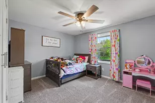 808 Cedar Ridge Ct, Mahomet, IL 61853 - Photo 16