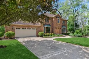 1655 White Pines Ct, Naperville, IL 60563 - Photo 2