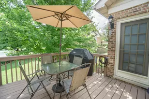 768 W Saint Johns Pl, Addison, IL 60101 - Photo 32