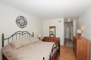 768 W Saint Johns Pl, Addison, IL 60101 - Photo 22