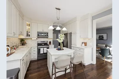 2533 E Chesapeake Place, Westchester, IL 60154 - Photo 6