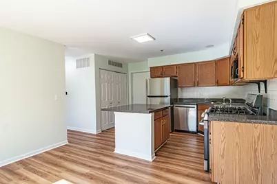 1230 Orleans Drive, Mundelein, IL 60060 - Photo 10
