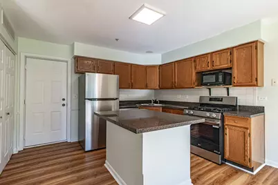 1230 Orleans Drive, Mundelein, IL 60060 - Photo 8