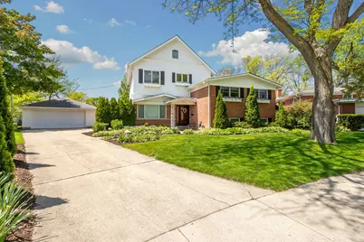 2740 Lincoln Lane, Wilmette, IL 60091 - Photo 2