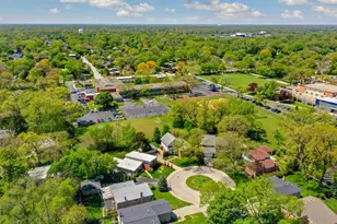 2740 Lincoln Ln, Wilmette, IL 60091 - Photo 48