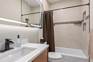 529 Chicago Ave, Evanston, IL 60202 - Photo 18
