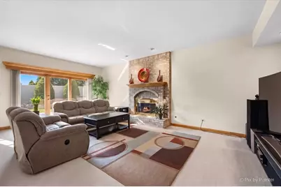958 W Stonehedge Drive, Addison, IL 60101 - Photo 20