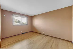 2042 W Spring Ridge Dr, Arlington Heights, IL 60004 - Photo 12