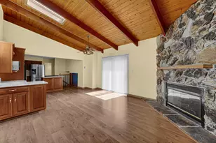 2042 W Spring Ridge Dr, Arlington Heights, IL 60004 - Photo 10