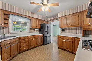 1606 Dobbins Dr, Champaign, IL 61821 - Photo 18