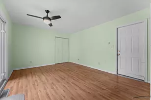 1606 Dobbins Dr, Champaign, IL 61821 - Photo 12