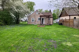 4909 Fountain Ln, McCullom Lake, IL 60050 - Photo 12
