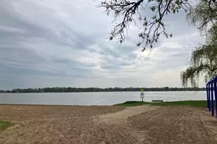 4909 Fountain Ln, McCullom Lake, IL 60050 - Photo 16