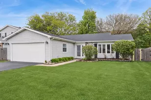 141 Pebble Creek Trail, Carol Stream, IL 60188 - Photo 1