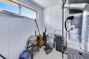 1455 Burnham Ave, Calumet City, IL 60409 - Photo 24