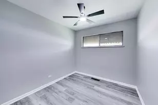 1455 Burnham Ave, Calumet City, IL 60409 - Photo 20