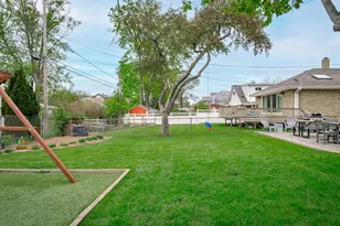 774 S Euclid Ave, Elmhurst, IL 60126 - Photo 38