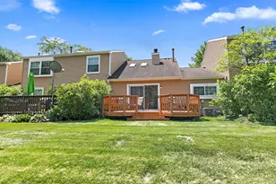 2032 Teton Pkwy, Algonquin, IL 60102 - Photo 16