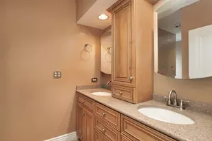 651 Brier St, Kenilworth, IL 60043 - Photo 8