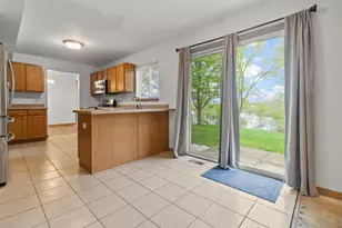 819 Casey Ln, Harvard, IL 60033 - Photo 12